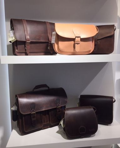 Hochwertige Handtaschen, Schultaschen oder Aktentaschen aus Leder